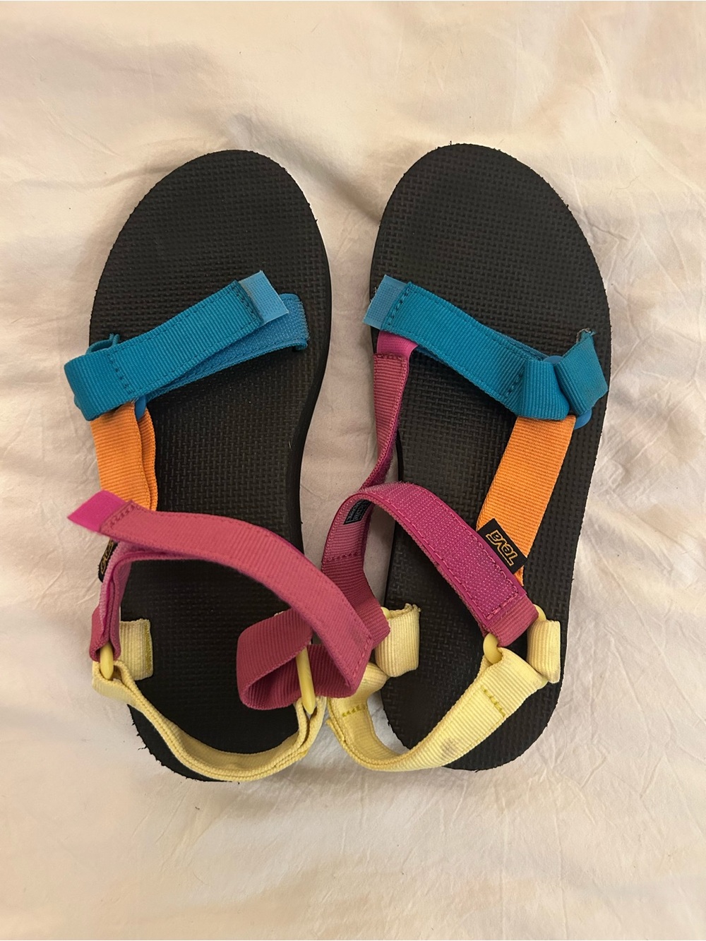 Teva’s Colorblock Outdoor Strap Sandals - Multicolor Size 7
